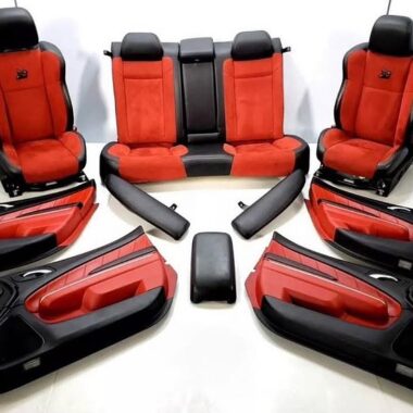 Dodge Charger Scat Pack red Alcantara seats