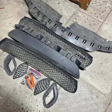 Charger ScatPack OEM grilles