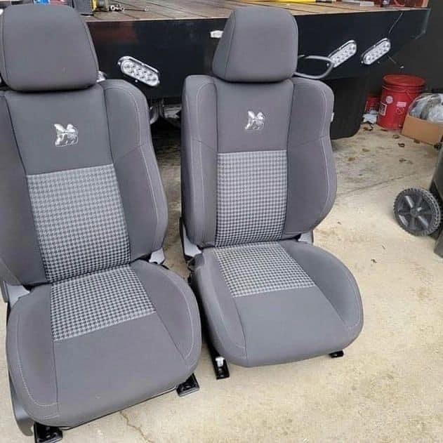Dodge Challenger widebody Scat Pack seats