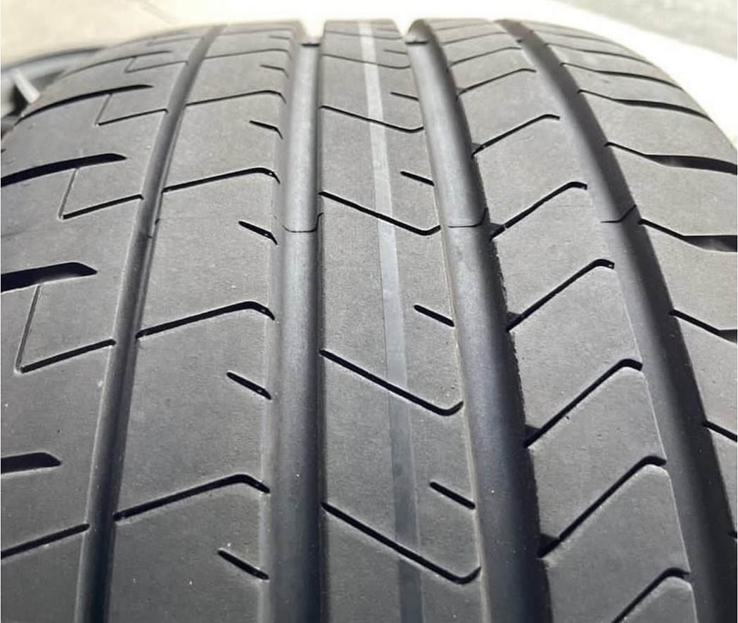 OE 2025 Ford Mustang Dark Horse Factory 19 Inch Wheels and Tires - Image 10