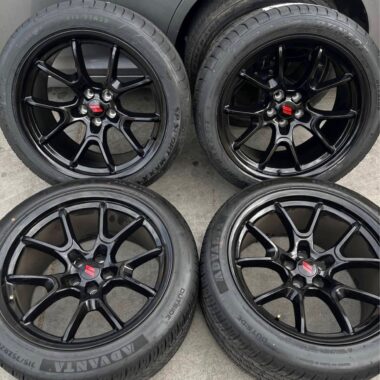 20” Black hellcat Style Rims & tires