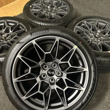 Mustang GT 19” Wheel and Pirelli Staggered Tire SET-Fits 2015-24