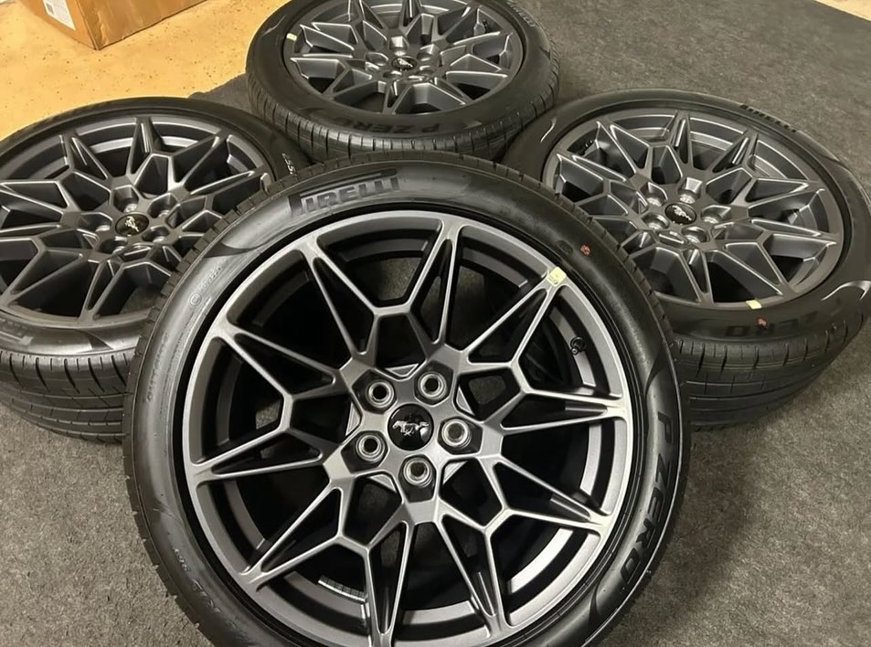 Mustang GT 19” Wheel and Pirelli Staggered Tire SET-Fits 2015-24