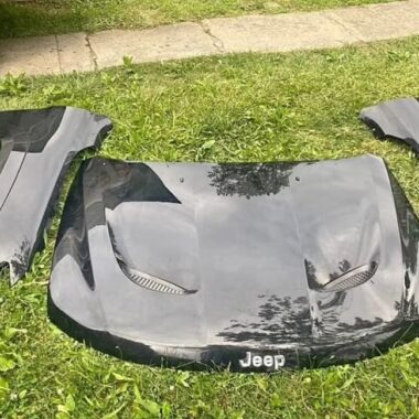 Grand Cherokee hood and fenders.